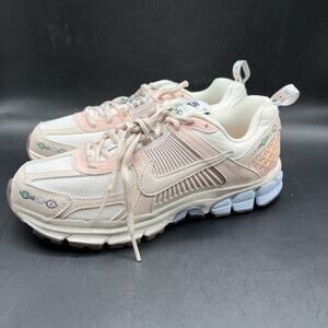 Nike Zoom Vomero 5 Youth Size 5Y White Pink Beige Sneakers Shoes IH7339 001 NWT